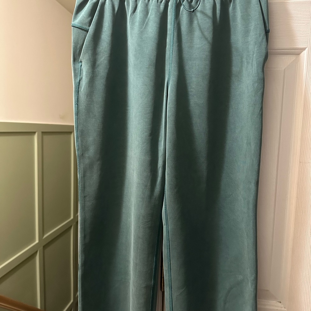 Lululemon Athletica Teal Pants